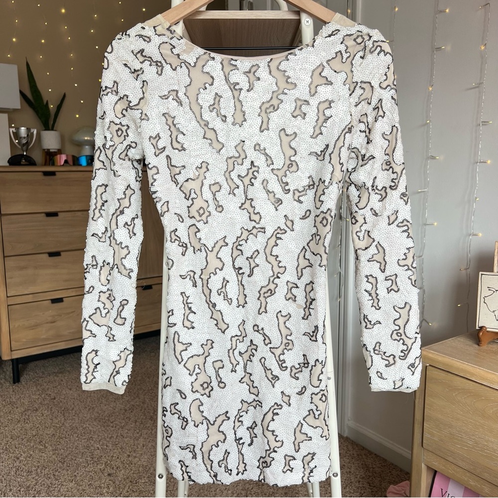 NWOT Zara White Silver Sequin Open Back Bodycon Mini Dress Small
